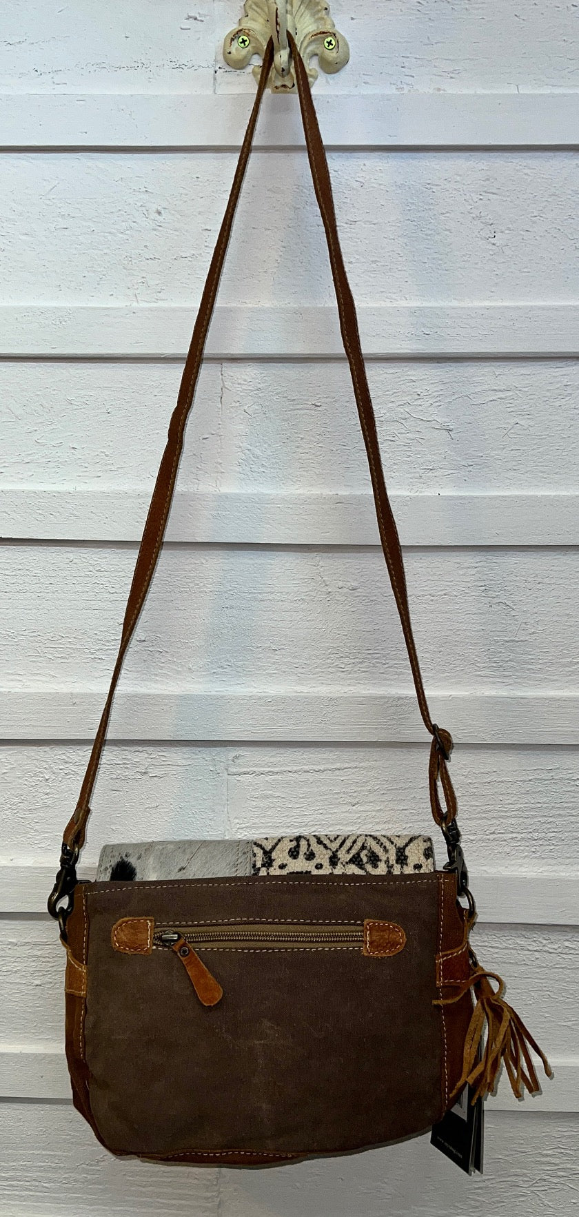 Buy Myra Bag Doyen Upcycled Canvas & Leather Shoulder Bag S-1524 Online at  desertcartINDIA
